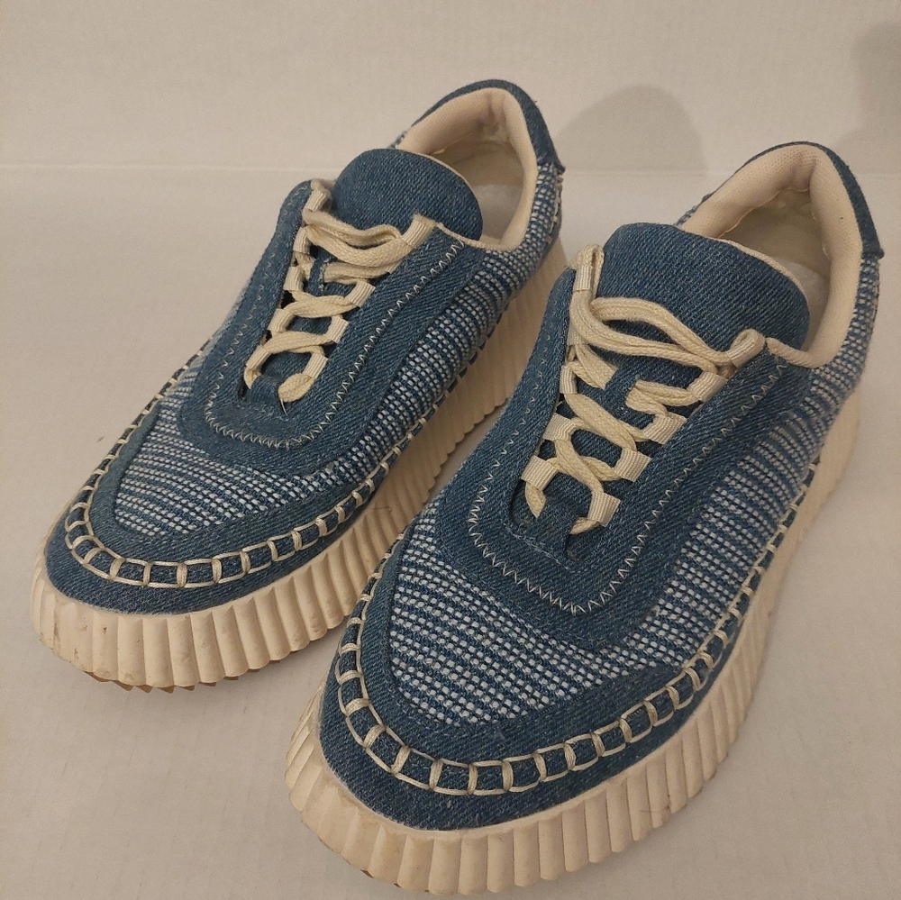 Dolce Vita Sneakers Women 8.5       Like NEW Comfort Blue